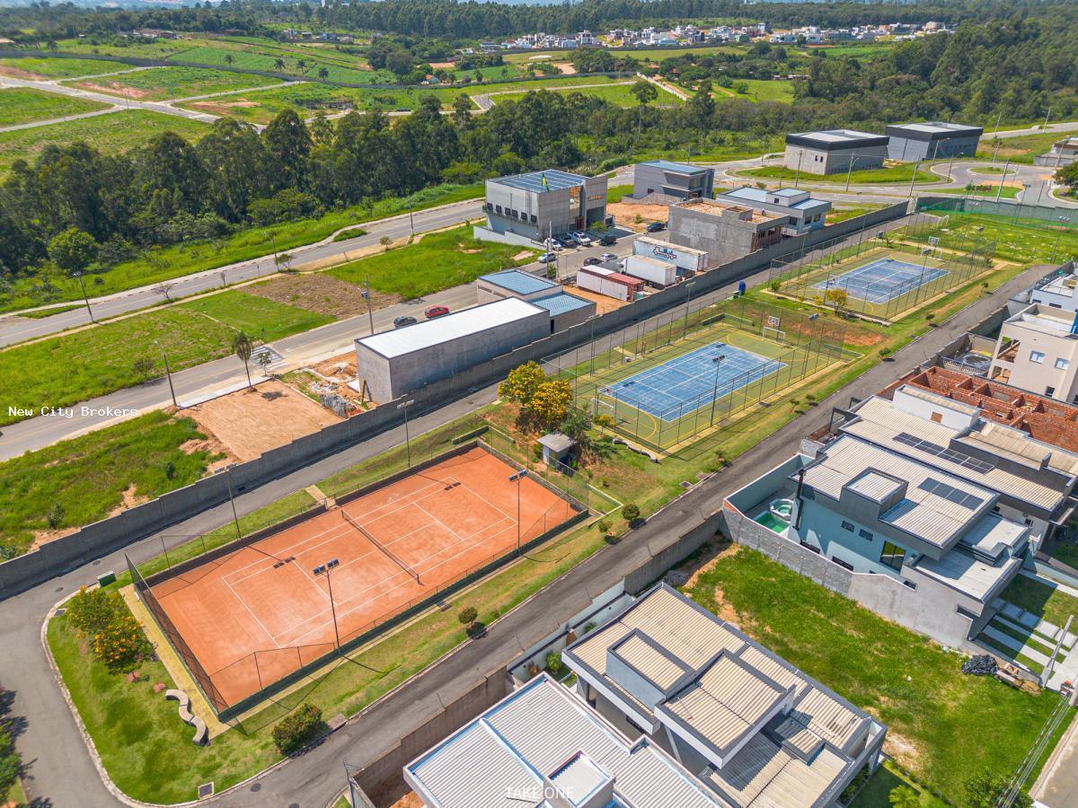 Sobrado à venda com 4 quartos, 300m² - Foto 24