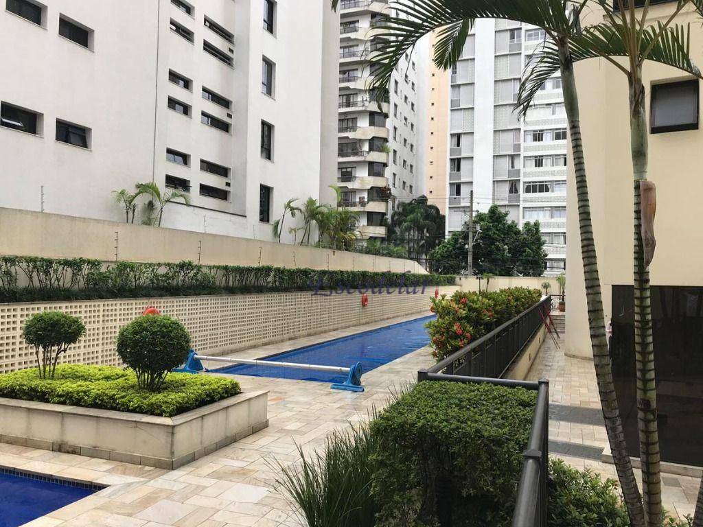 Apartamento à venda com 4 quartos, 193m² - Foto 16