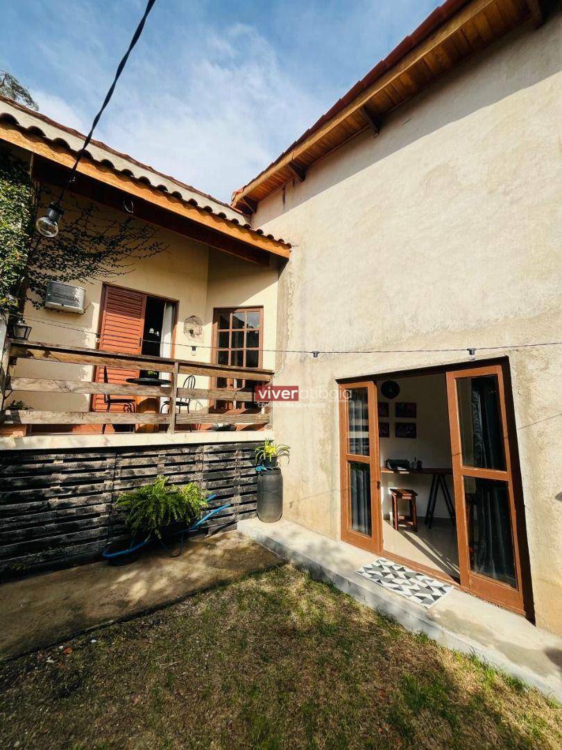 Casa à venda com 3 quartos, 220m² - Foto 35