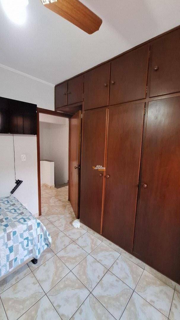 Sobrado à venda com 3 quartos, 230m² - Foto 11