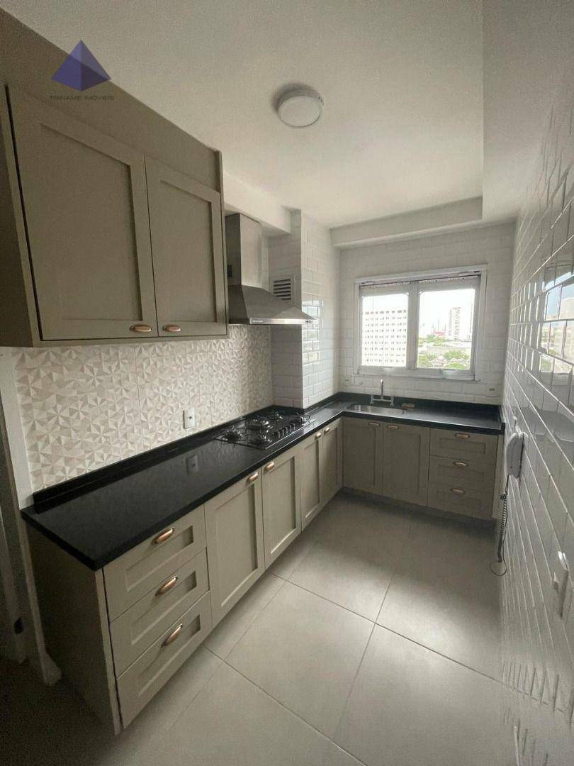 Apartamento à venda com 2 quartos, 105m² - Foto 3
