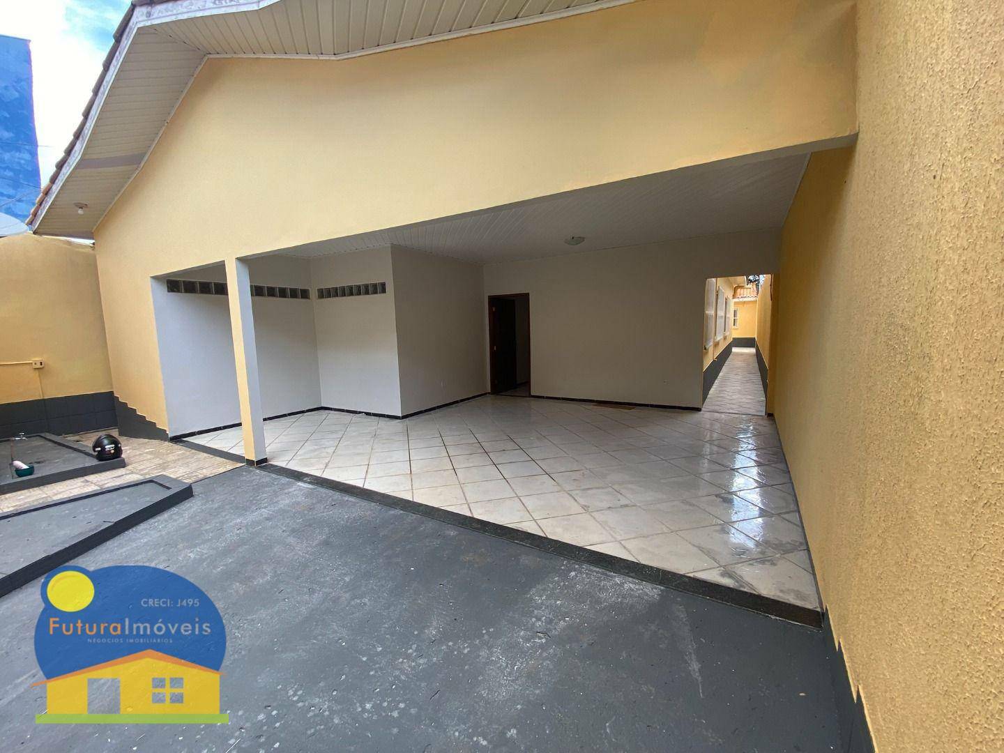 Casa para alugar com 4 quartos, 233m² - Foto 3