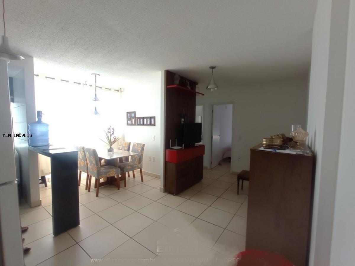 Apartamento à venda com 2 quartos, 47m² - Foto 2