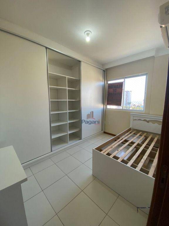 Apartamento à venda com 2 quartos, 75m² - Foto 12