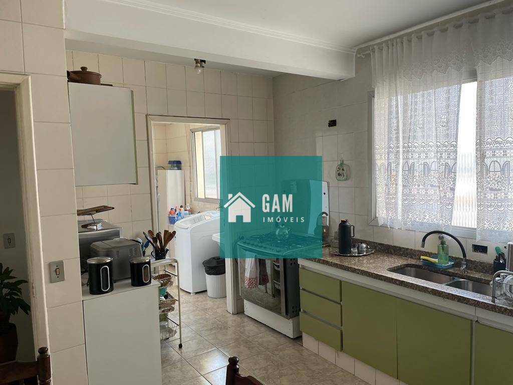 Apartamento à venda com 3 quartos, 138m² - Foto 3