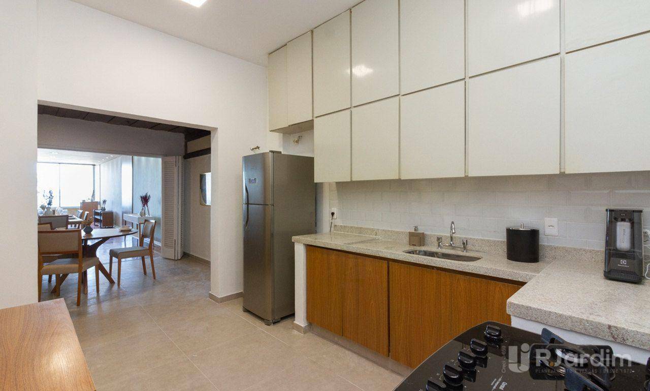 Apartamento para alugar com 4 quartos, 207m² - Foto 50