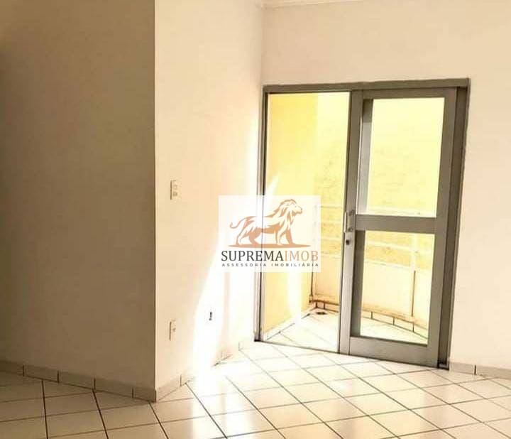 Apartamento à venda com 2 quartos, 67m² - Foto 1