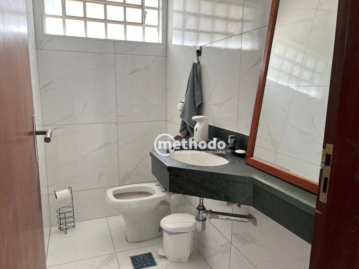 Casa à venda e aluguel com 4 quartos, 288m² - Foto 15