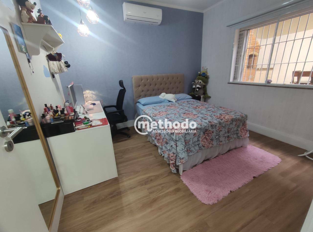 Casa à venda com 4 quartos, 211m² - Foto 13