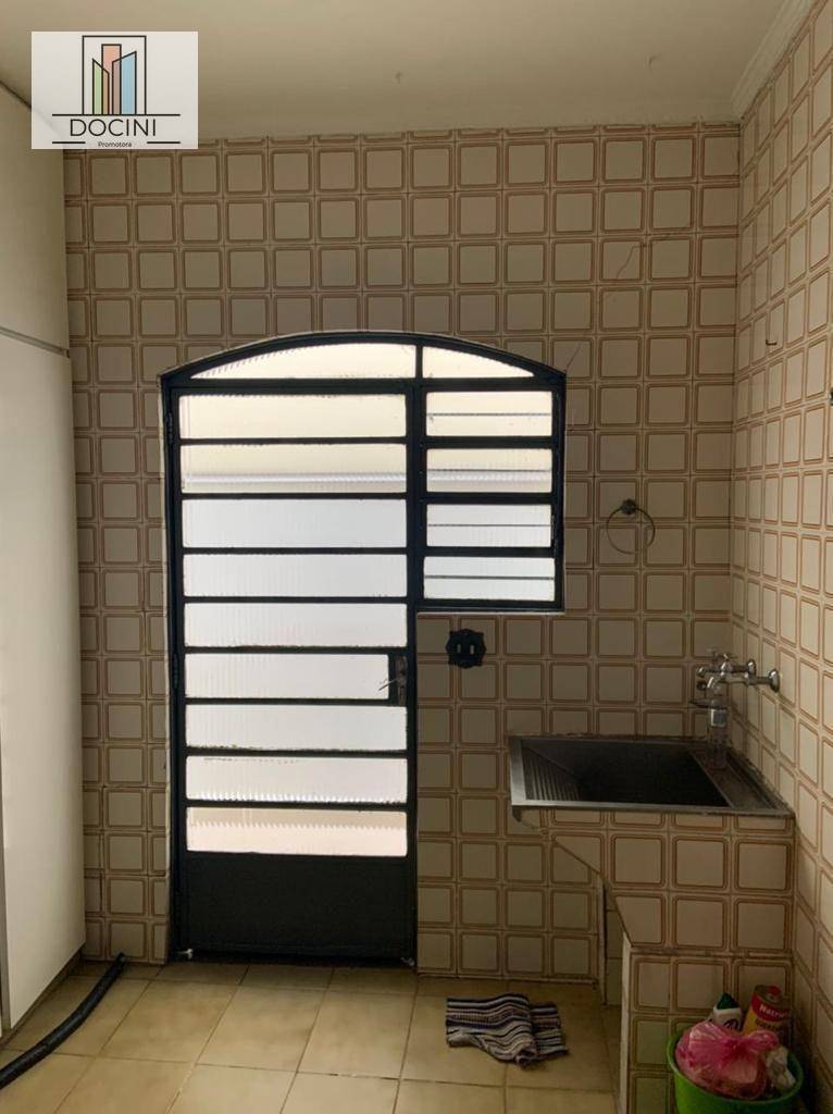 Casa à venda com 3 quartos, 300M2 - Foto 29