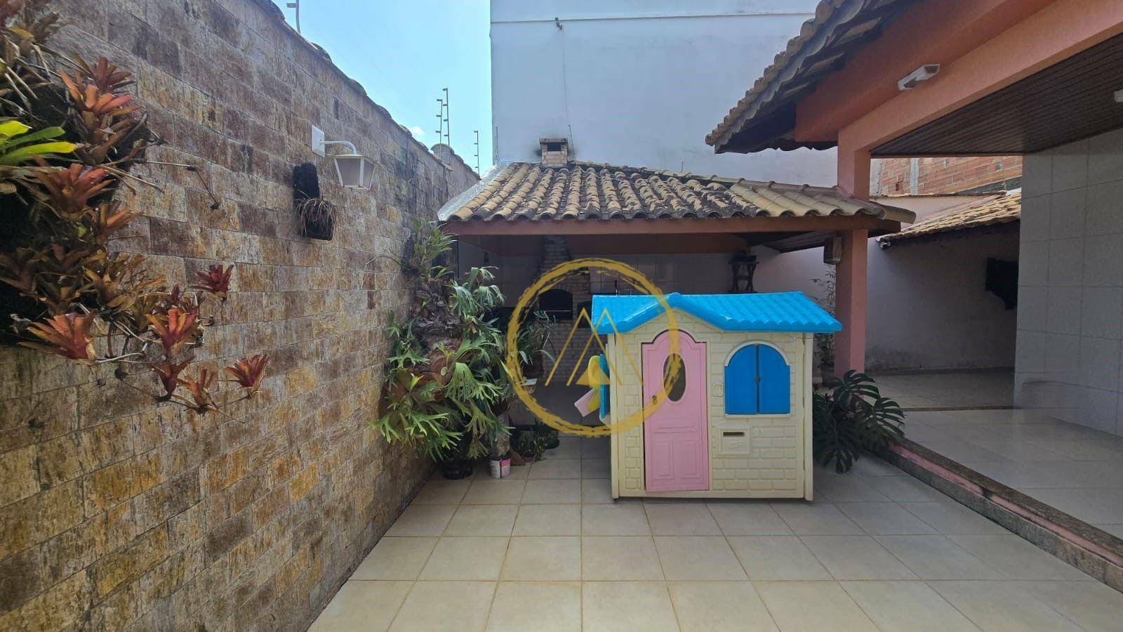 Casa à venda com 3 quartos, 198m² - Foto 5