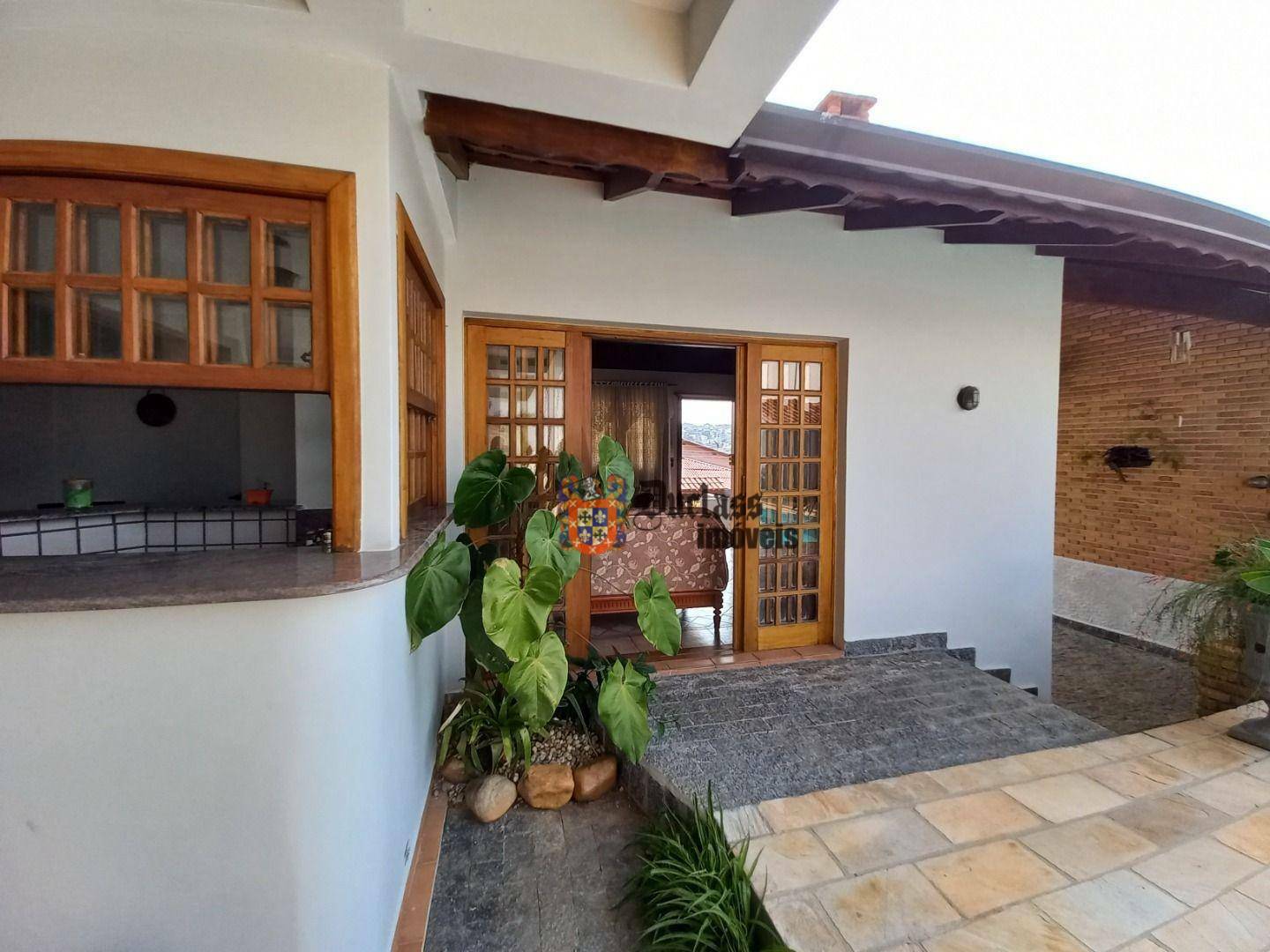 Sobrado à venda com 4 quartos, 350m² - Foto 43