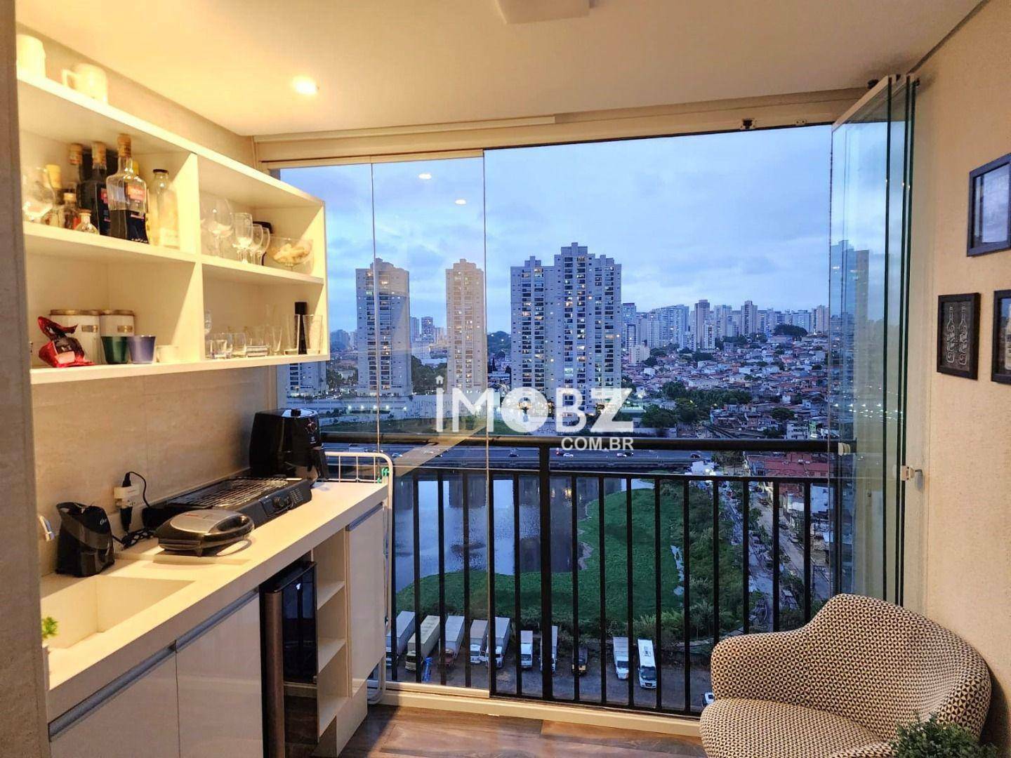 Apartamento à venda com 2 quartos, 57m² - Foto 1