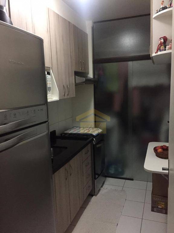 Apartamento à venda com 2 quartos, 57m² - Foto 4