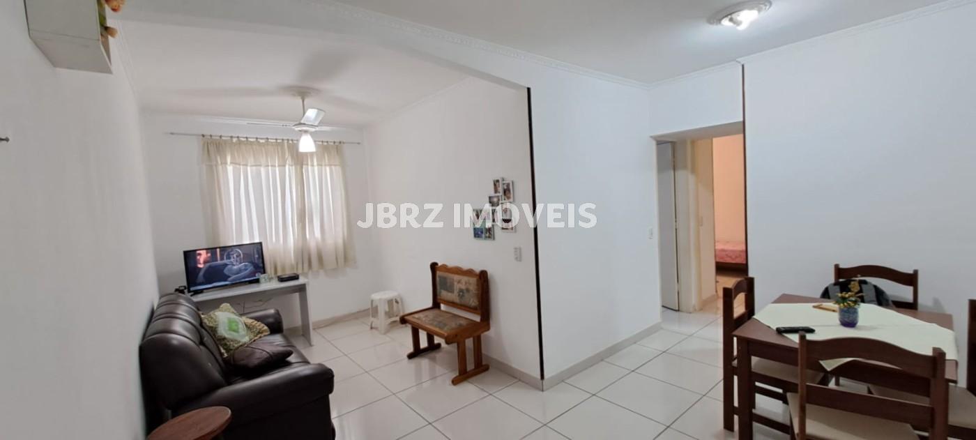 Apartamento à venda com 2 quartos, 62m² - Foto 4