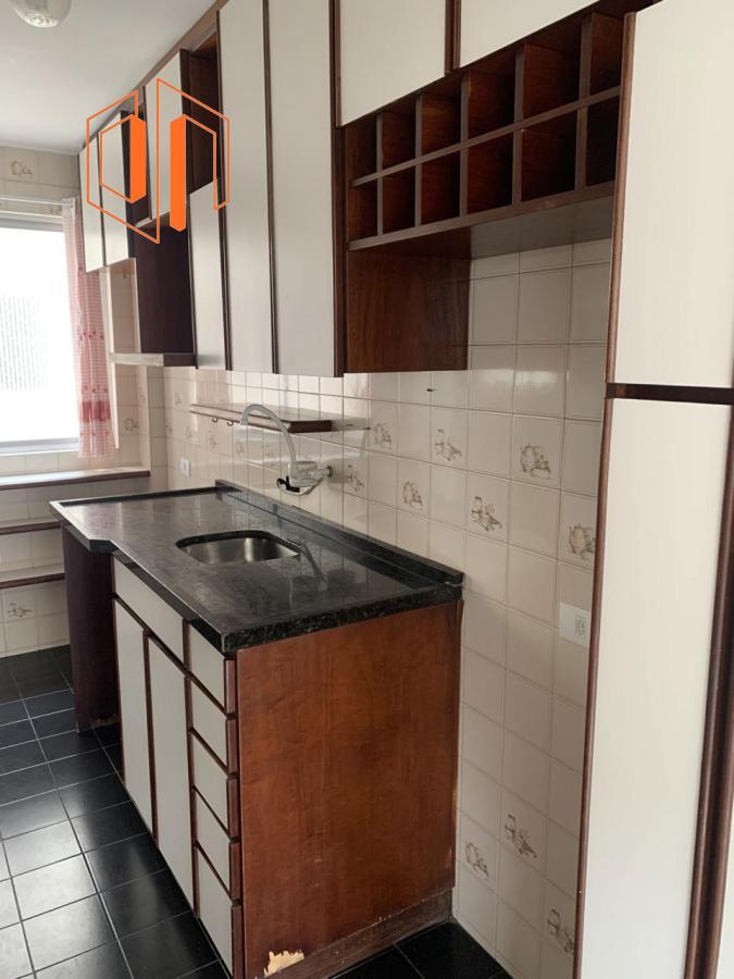 Apartamento à venda com 2 quartos, 72m² - Foto 9