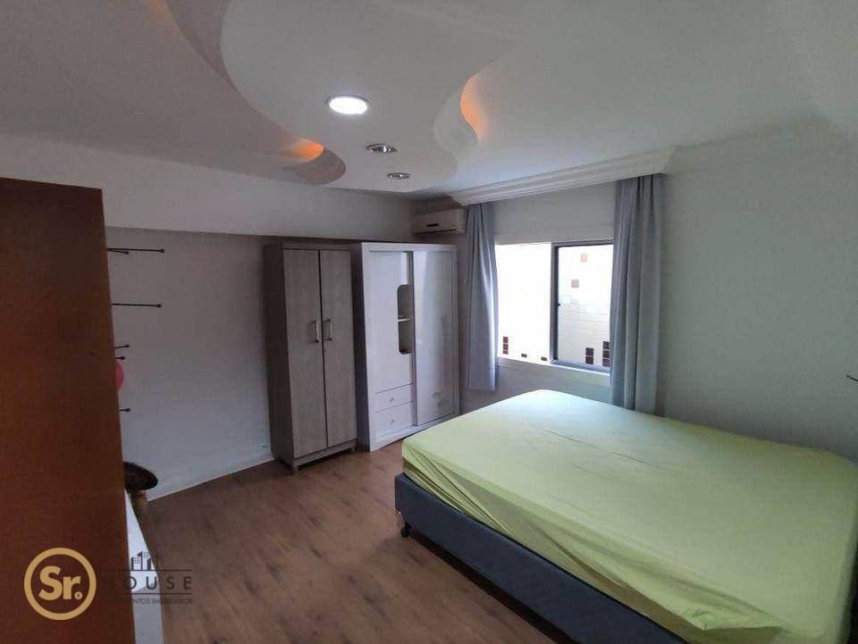 Apartamento à venda com 3 quartos, 190m² - Foto 7