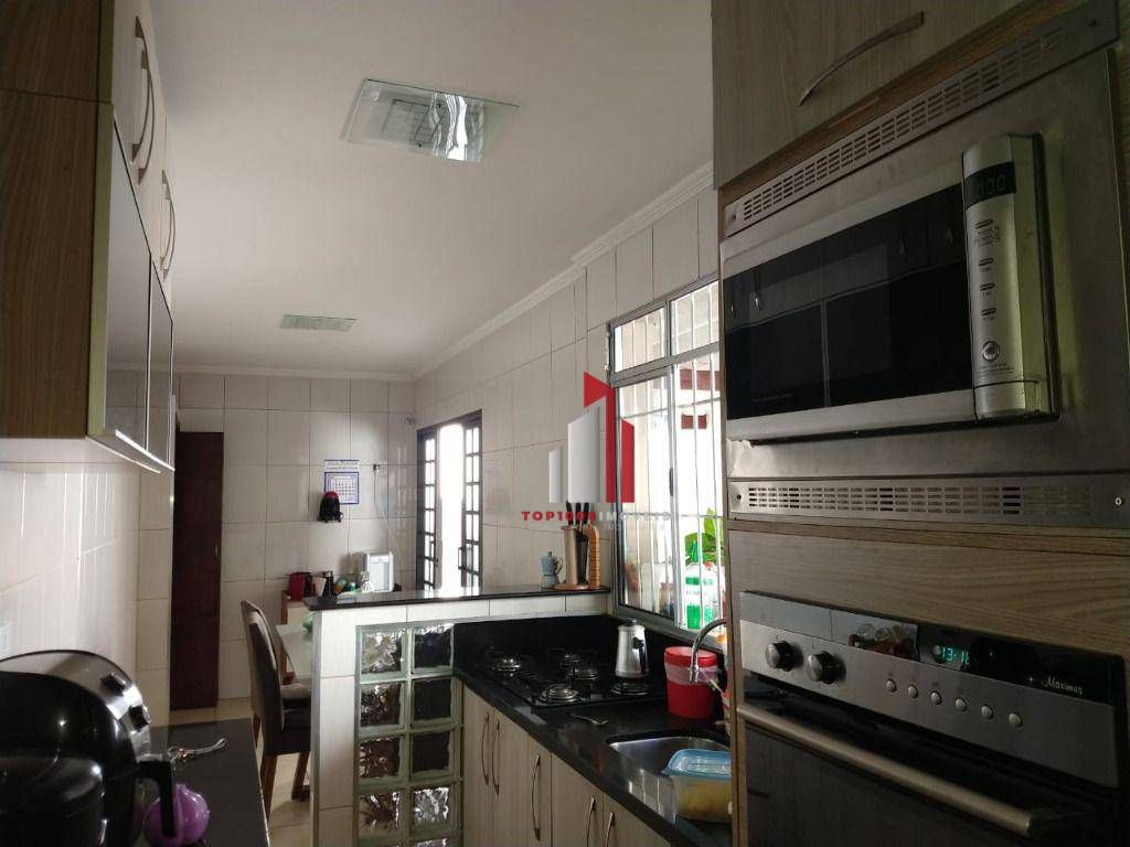 Casa à venda com 4 quartos, 120m² - Foto 27