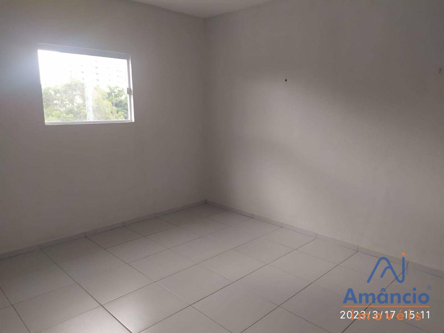 Casa à venda com 3 quartos, 297m² - Foto 4