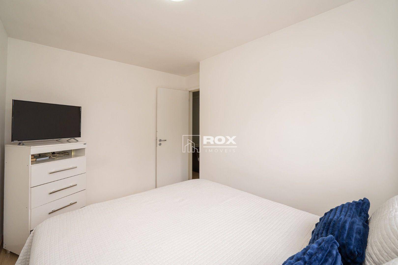 Apartamento à venda com 2 quartos, 62m² - Foto 21