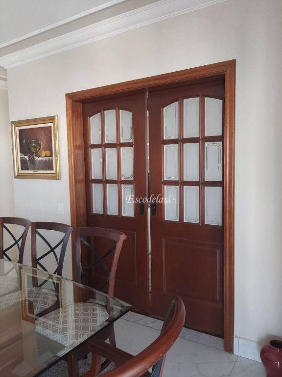 Apartamento à venda com 3 quartos, 144m² - Foto 32