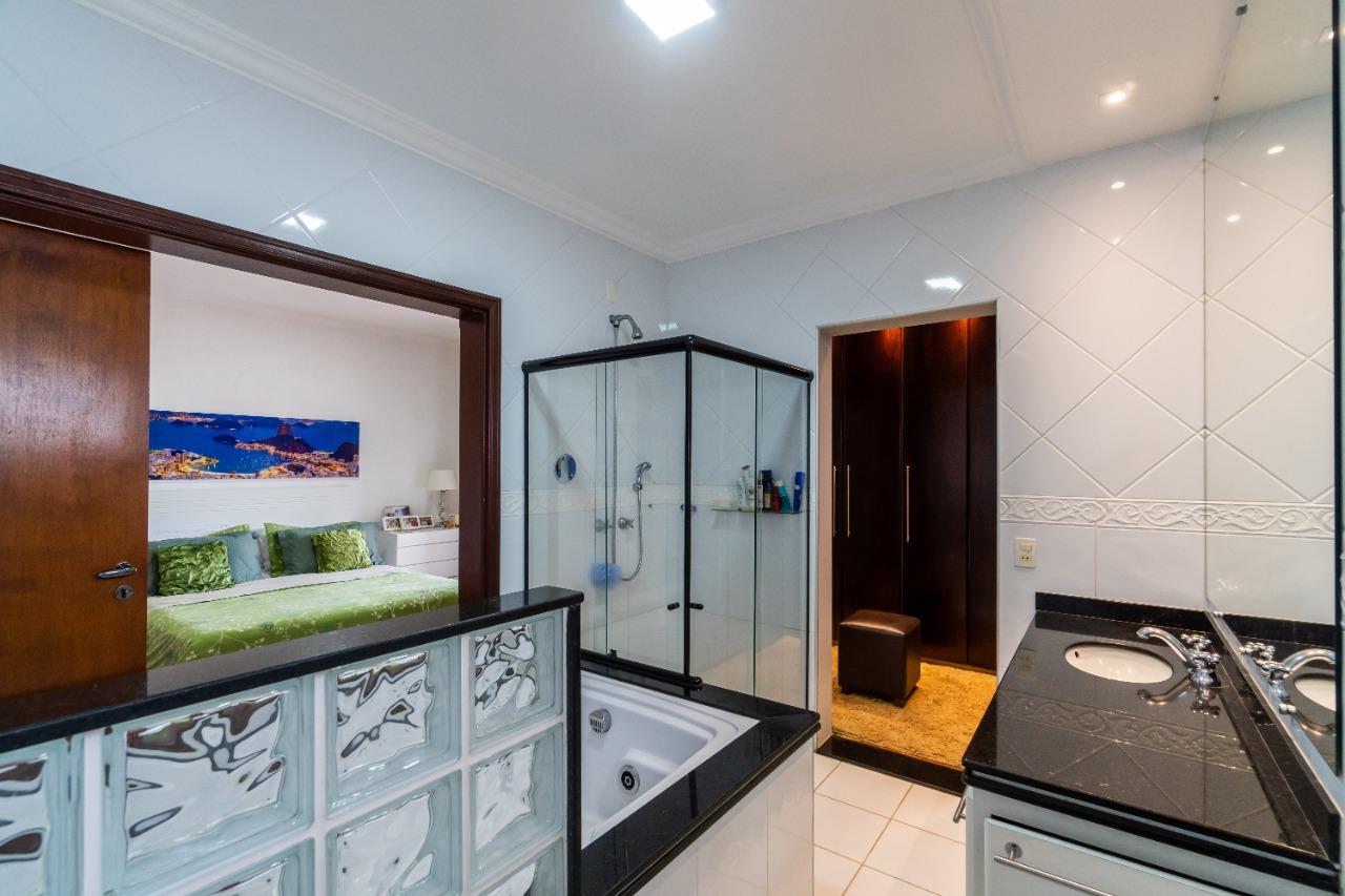 Casa de Condomínio à venda com 3 quartos, 214m² - Foto 28