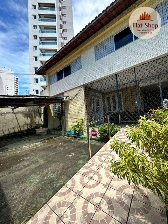 Casa à venda com 4 quartos, 300m² - Foto 2