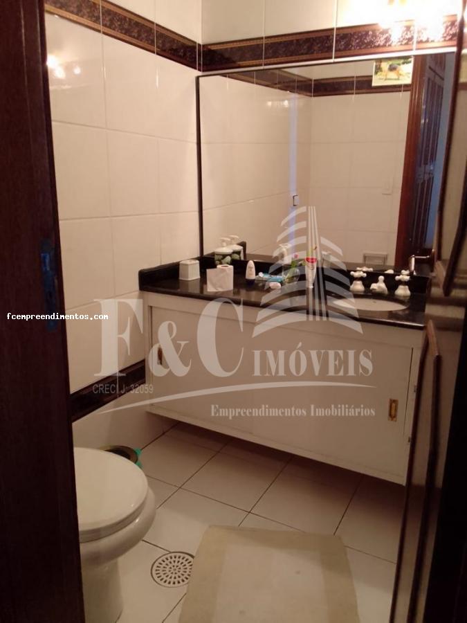 Apartamento à venda com 4 quartos, 220m² - Foto 27