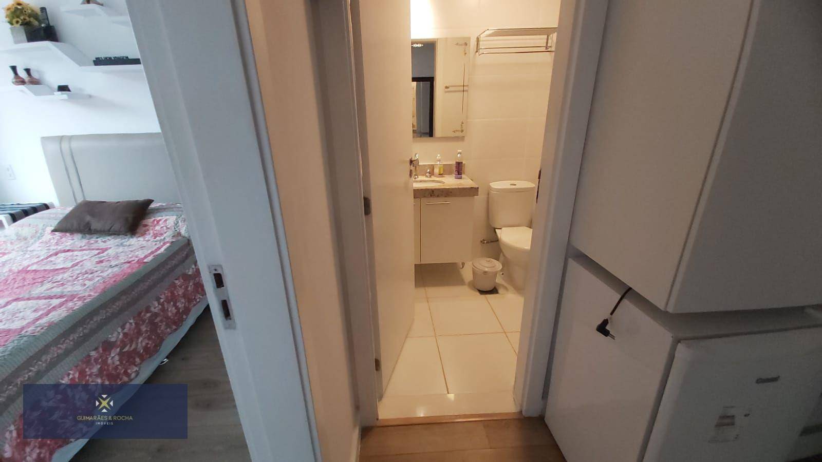 Apartamento à venda com 2 quartos, 79m² - Foto 8