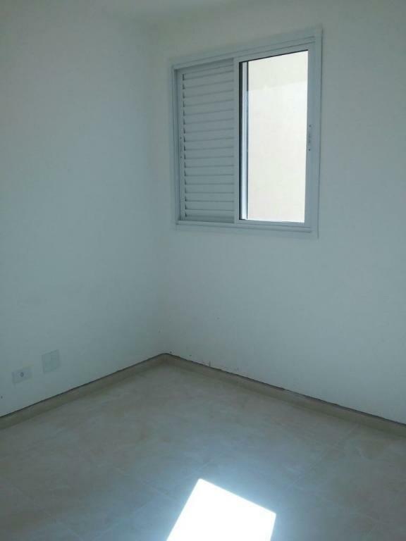 Apartamento à venda com 2 quartos, 62m² - Foto 4