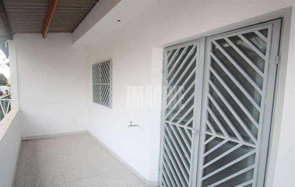 Sobrado à venda com 2 quartos, 190m² - Foto 3