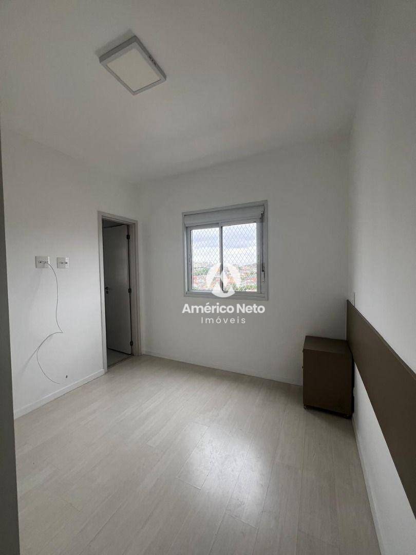 Apartamento para alugar com 2 quartos, 74m² - Foto 8