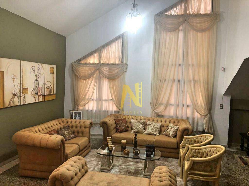 Casa à venda com 4 quartos, 510m² - Foto 1