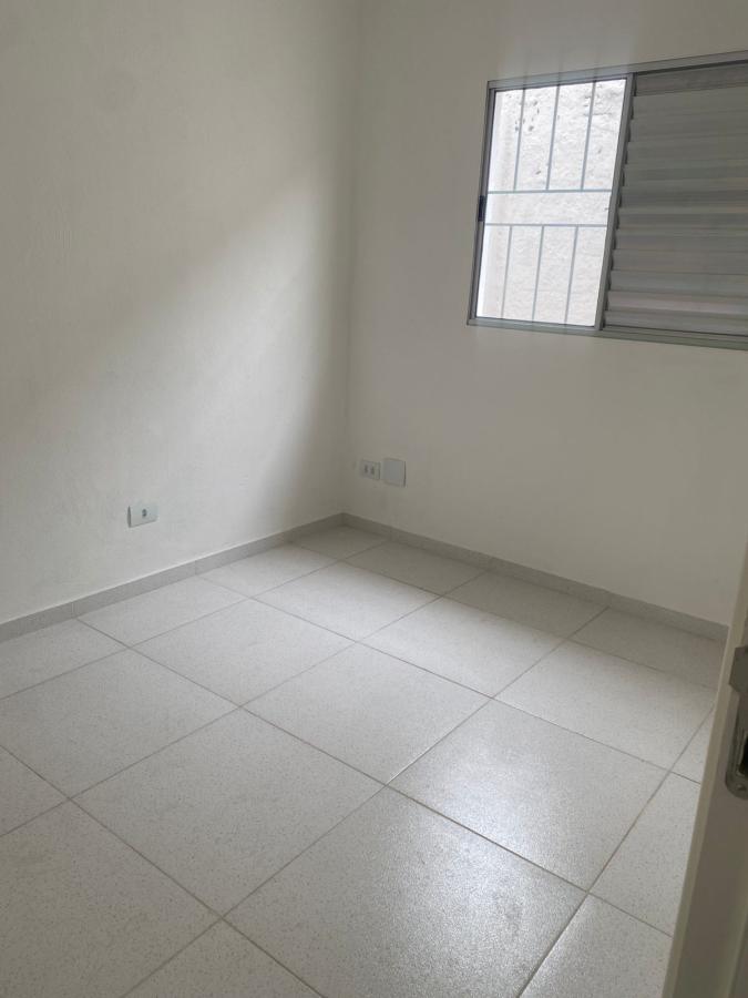 Casa para alugar com 2 quartos, 50m² - Foto 8