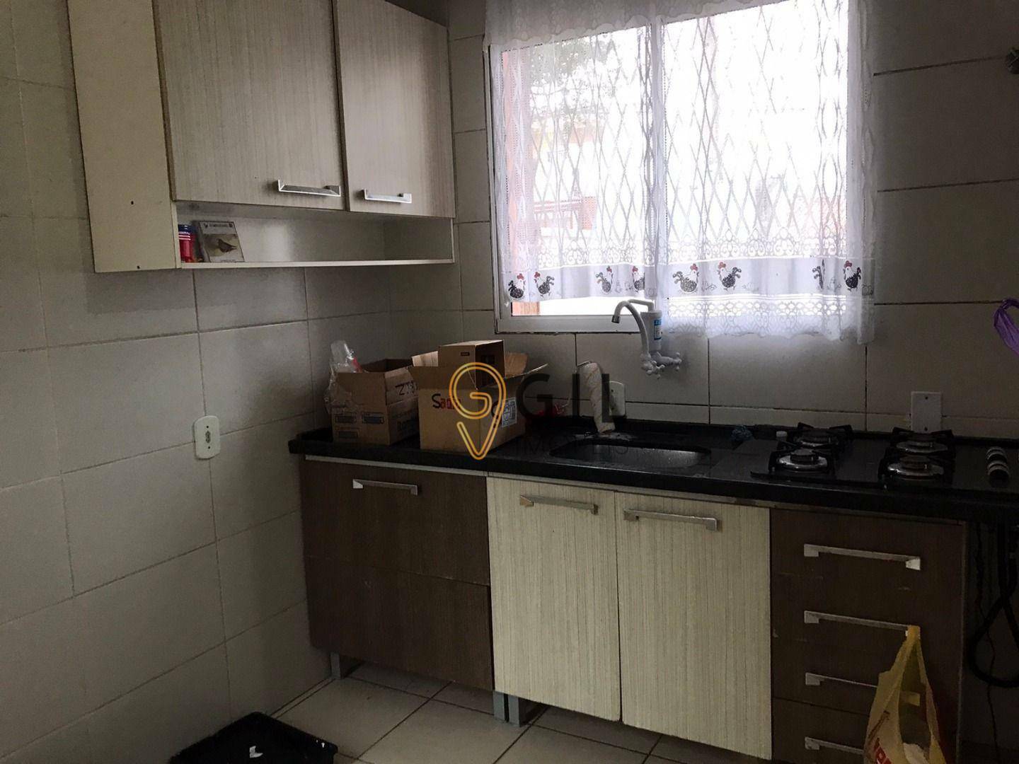 Casa à venda com 3 quartos, 88m² - Foto 5