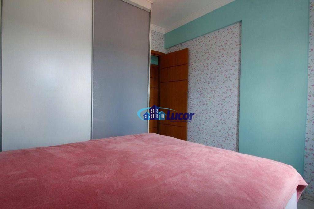 Apartamento à venda com 2 quartos, 60m² - Foto 15