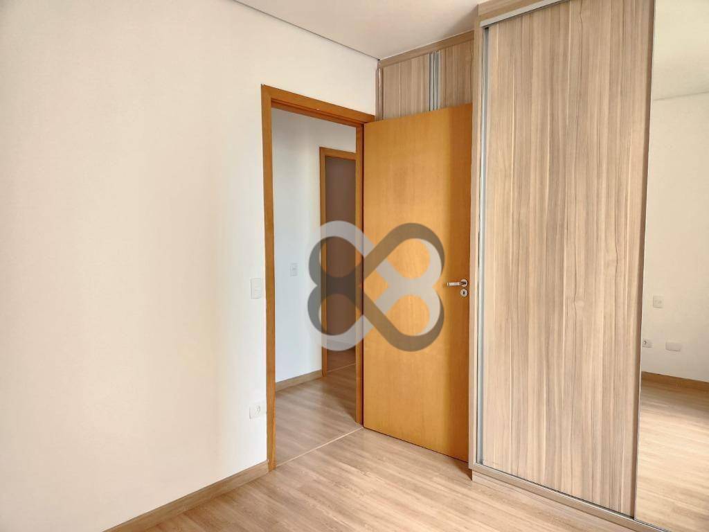 Apartamento para alugar com 3 quartos, 84m² - Foto 12