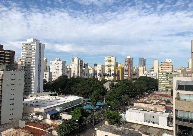 Apartamento para alugar com 4 quartos, 220m² - Foto 8