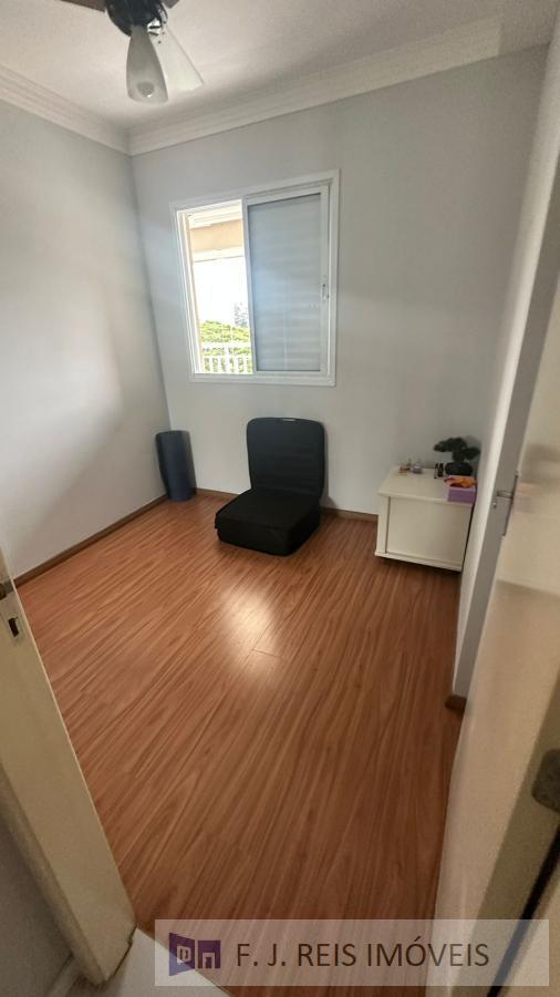 Apartamento à venda com 3 quartos, 77m² - Foto 23