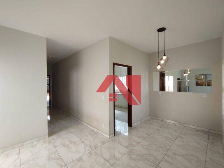 Casa para alugar com 2 quartos, 175m² - Foto 15