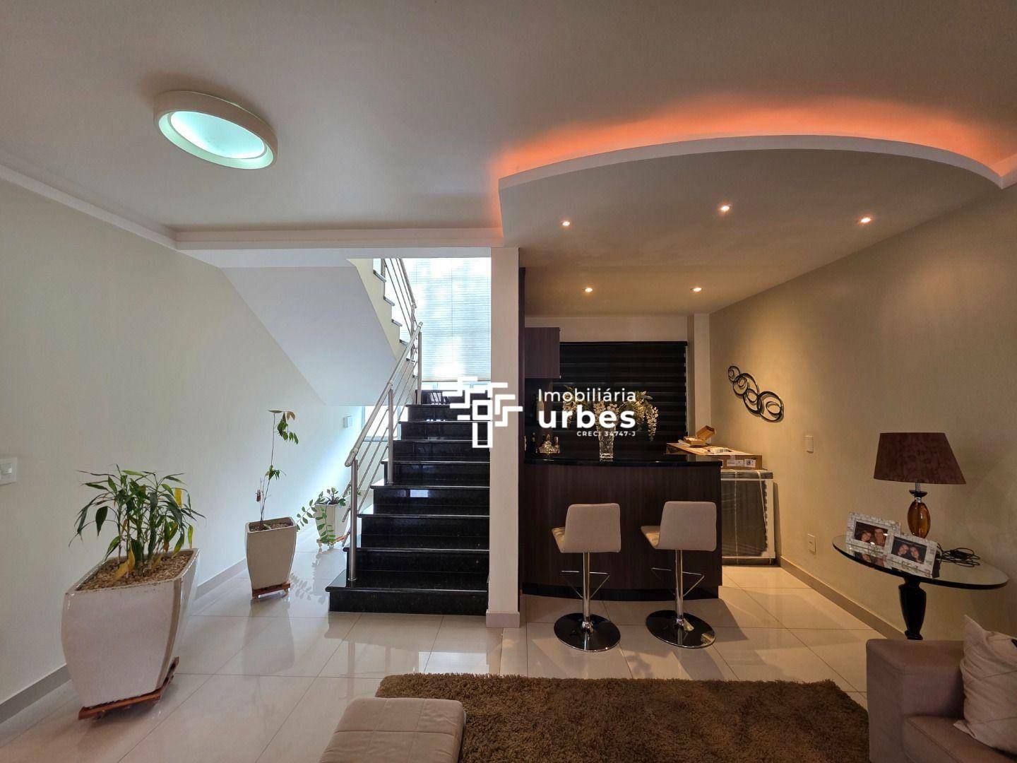 Casa, 3 quartos, 389 m² - Foto 9