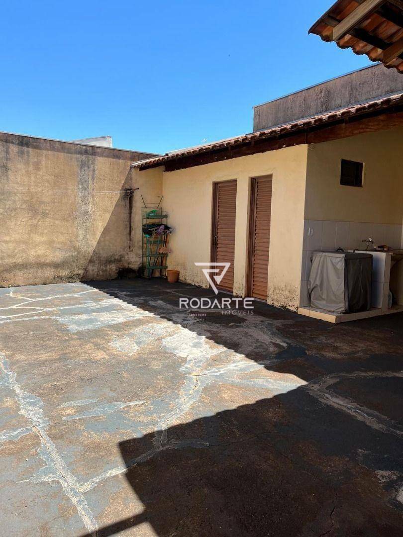 Casa à venda com 2 quartos, 146m² - Foto 9