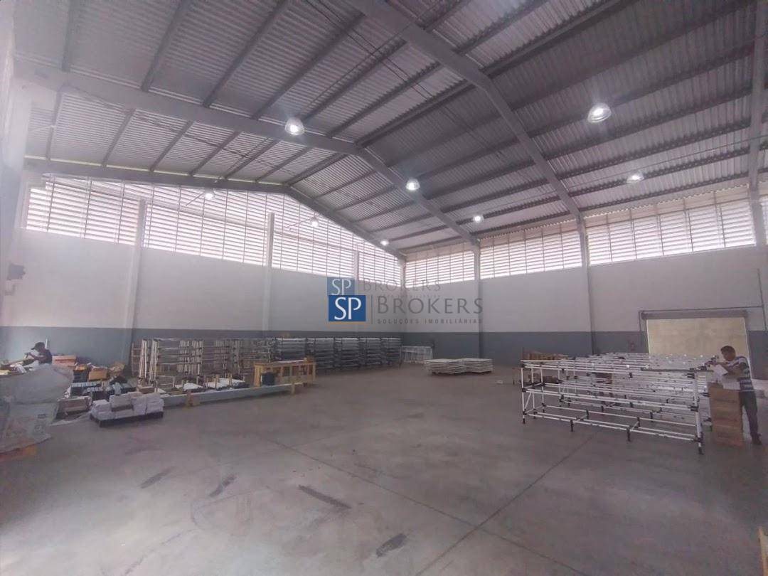 Depósito-Galpão-Armazém para alugar, 1000m² - Foto 1