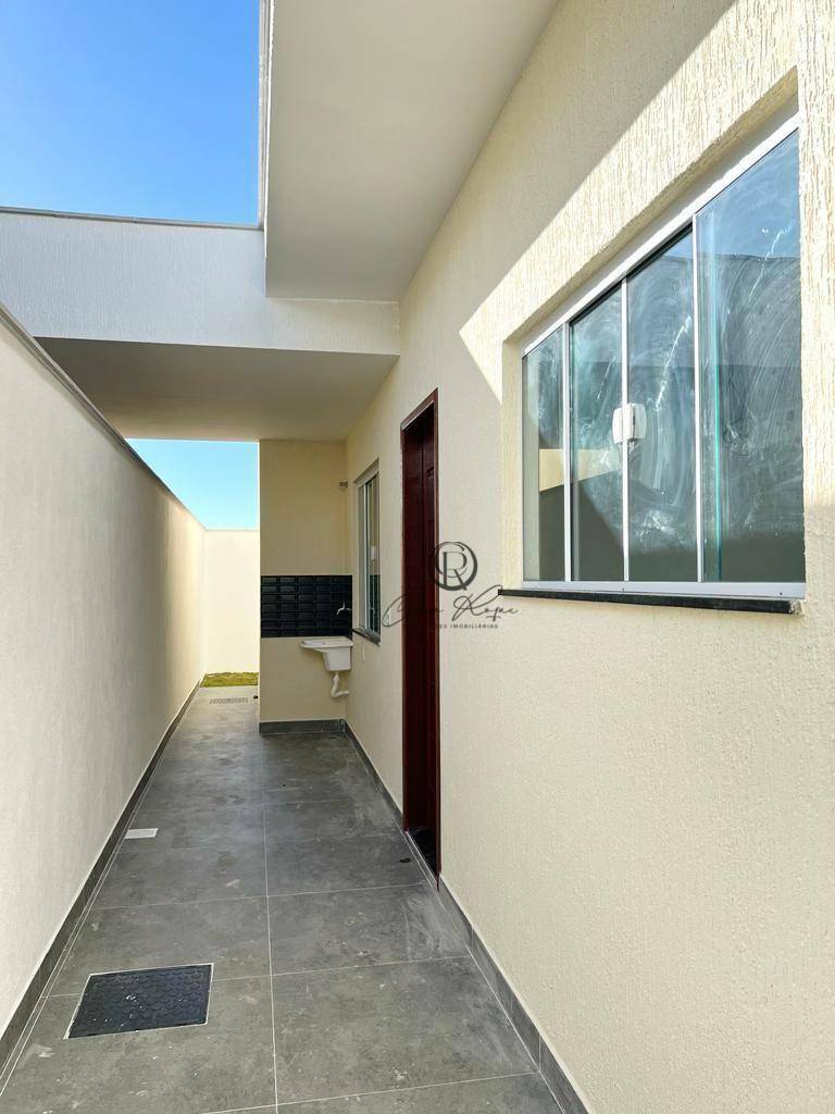 Casa à venda com 2 quartos, 72m² - Foto 7