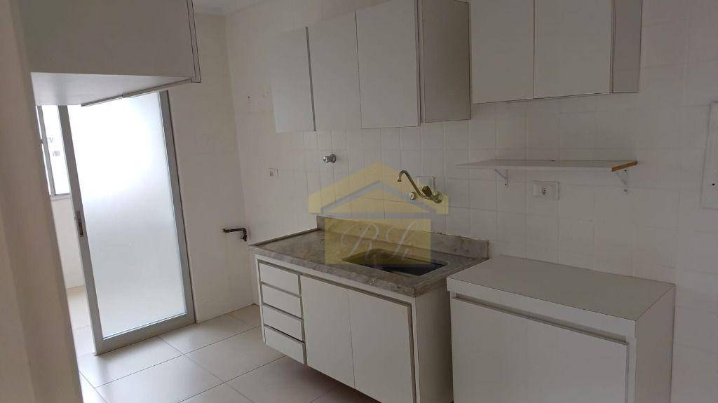 Apartamento à venda com 2 quartos, 67m² - Foto 5