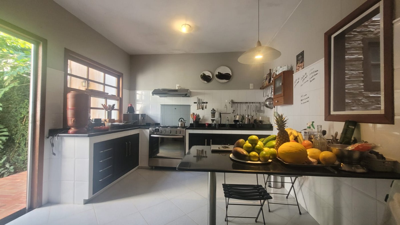 Casa de Condomínio à venda com 4 quartos, 290m² - Foto 24