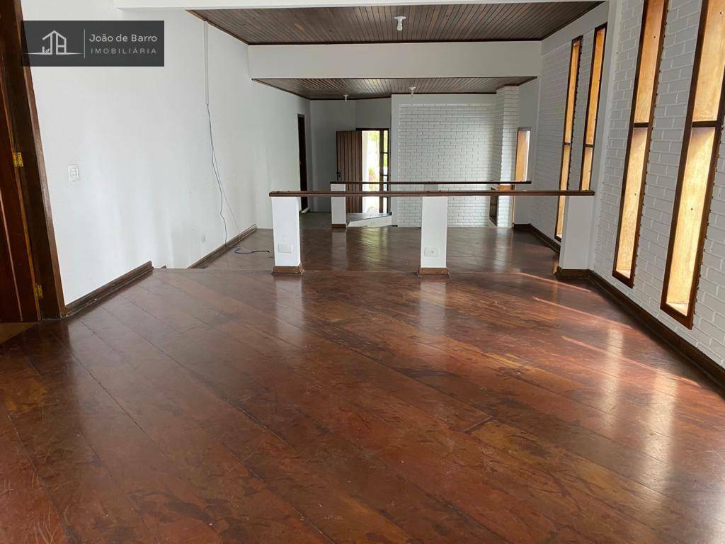 Casa de Condomínio à venda com 4 quartos, 230m² - Foto 16