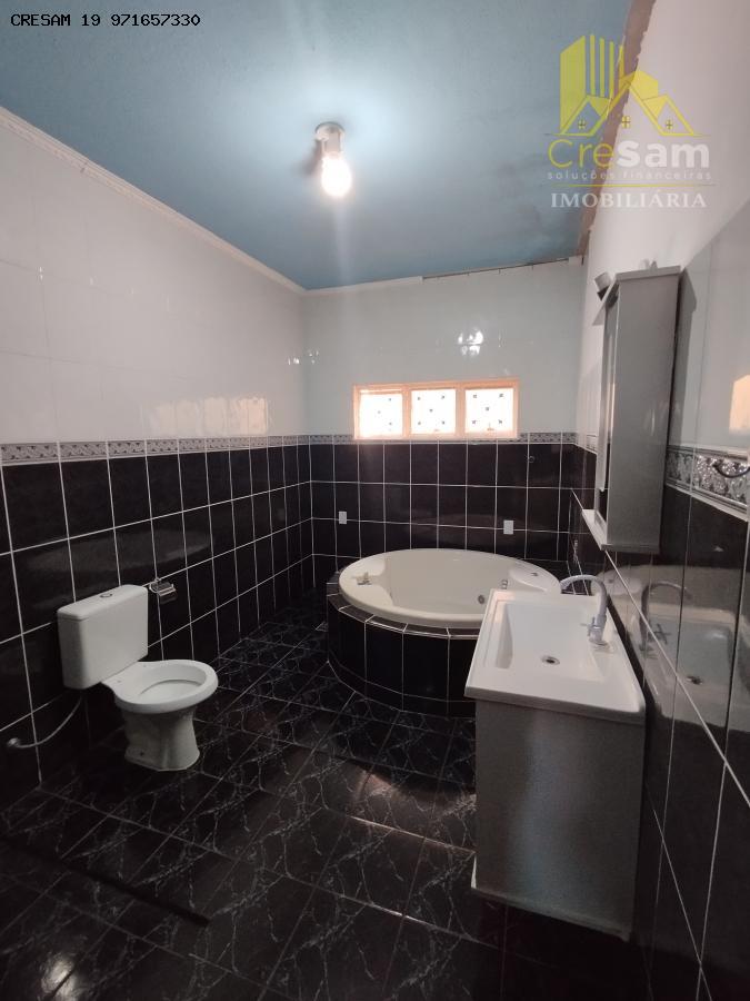 Casa para alugar com 3 quartos, 250m² - Foto 18