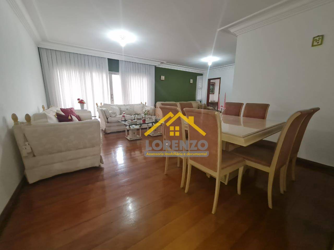 Apartamento à venda com 3 quartos, 143m² - Foto 1