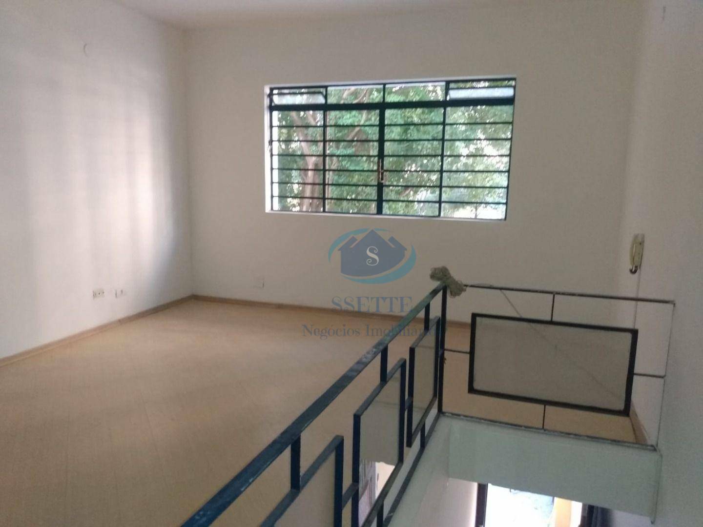 Casa para alugar com 2 quartos, 80m² - Foto 13